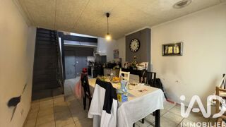  Immeuble à vendre 143 m²