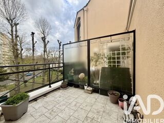  Appartement à louer 4 pièces 84 m²