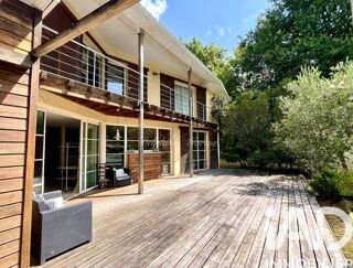  Maison à vendre 8 pièces 235 m²