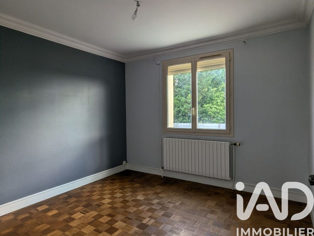 Vente Maison Vente Maison de village 6 pièces Berchères-les-pierres