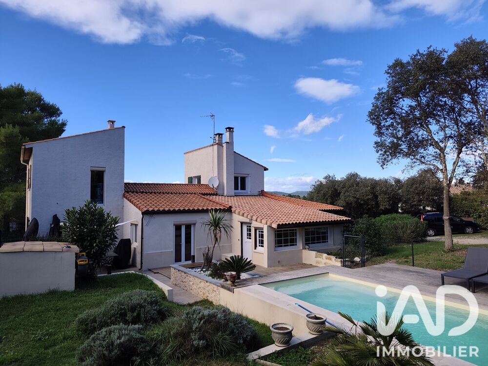Vente Maison Vente Maison traditionnelle 7 pièces Saint-hilaire-de-beauvoir