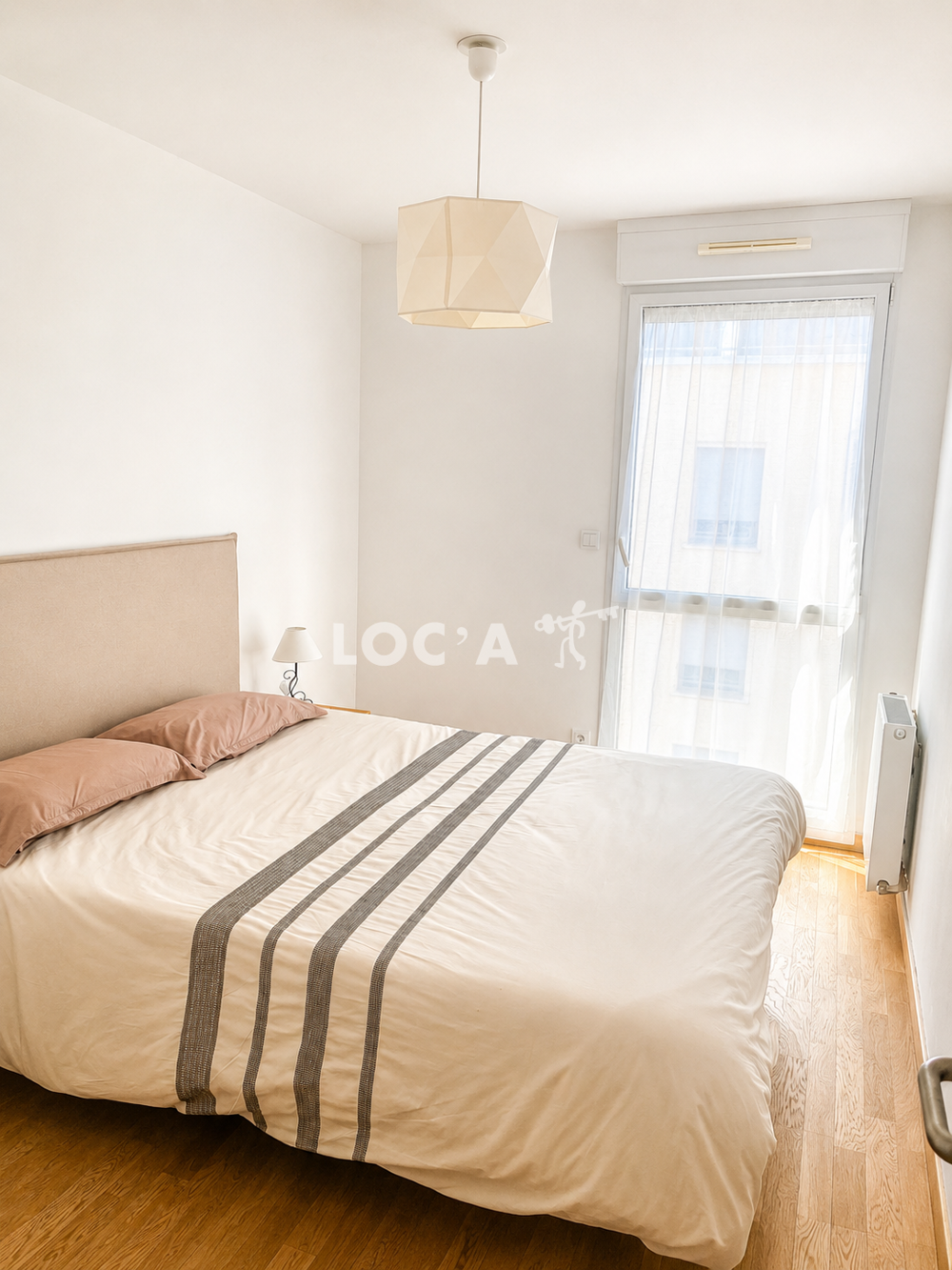 1405€ CC / Mois A VISITER!! PART DIEU spacieux f3 meublé....