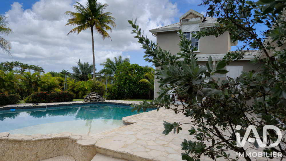 à vendre  Maison Sainte-Rose (97115)