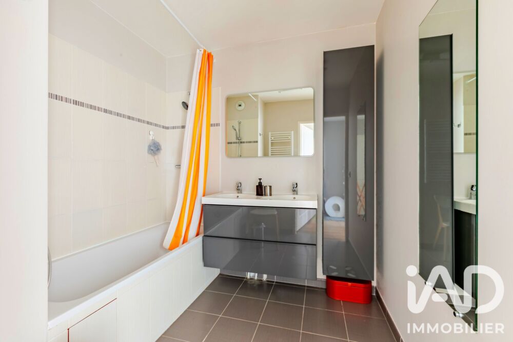 à vendre  Appartement Issy-les-Moulineaux (92130)
