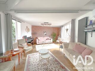  Appartement à louer 6 pièces 125 m²