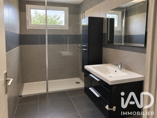  Appartement à louer 3 pièces 70 m²