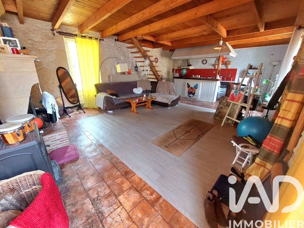 à vendre  Maison Bonneville-et-Saint-Avit-de-Fumadières (24230)