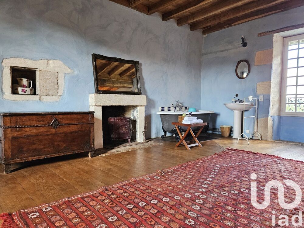 à vendre  Maison Vouthon (16220)