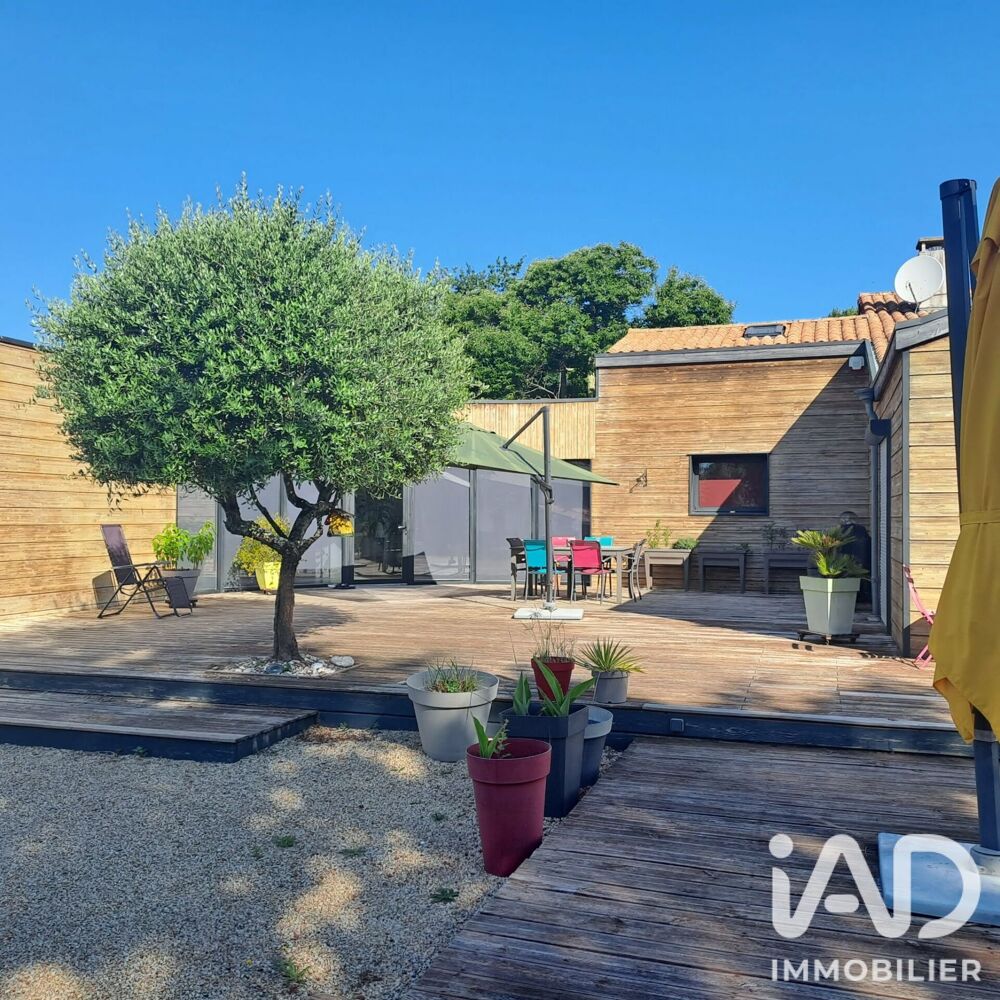 vente Maison - 6 pièce(s) - 290 m² Étaules (17750)
