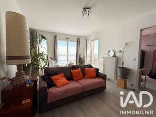  Appartement à louer 5 pièces 90 m²
