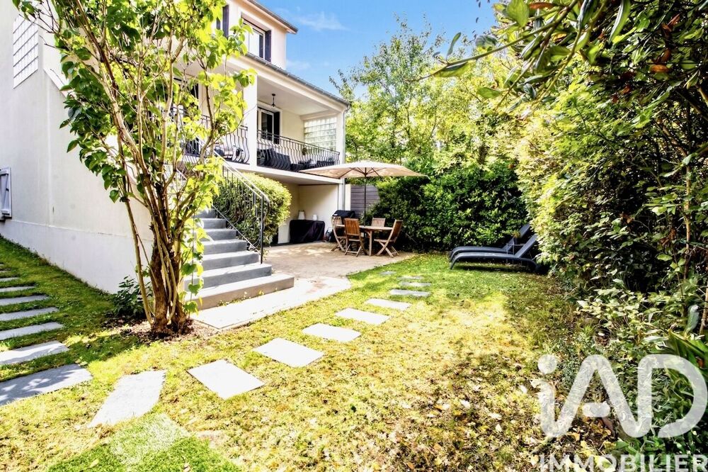 Vente Maison Vente Maison traditionnelle 7 pièces Rueil-malmaison