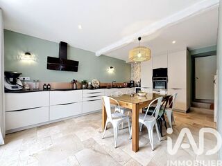  Maison à vendre 8 pièces 242 m²