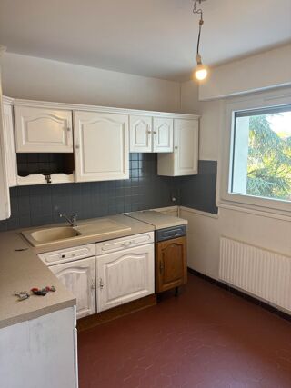  Appartement à louer 3 pièces 67 m²