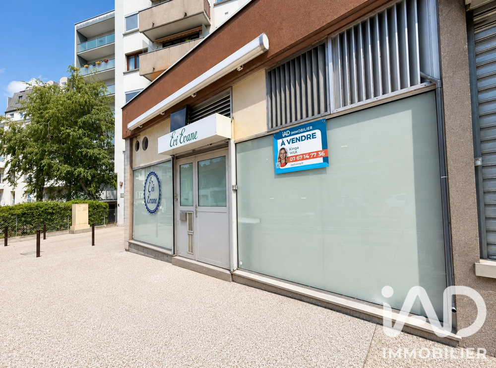   Vente Boutique/Local commercial 100 m&sup2; 