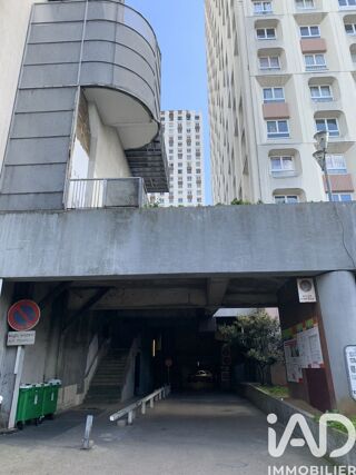  Parking / Garage � vendre 12 m�