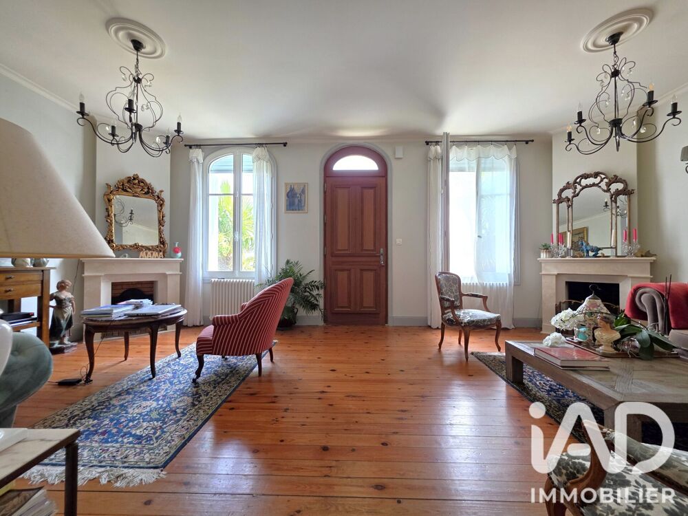 vente Maison - 7 pièce(s) - 194 m² Fouras (17450)