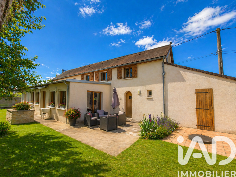 Vente Maison Vente Maison de campagne 8 pièces Châtellerault