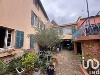  Immeuble à vendre 415 m²