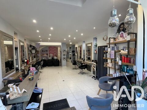 Vente Local commercial 69 m&sup2; 18000 84400 Apt