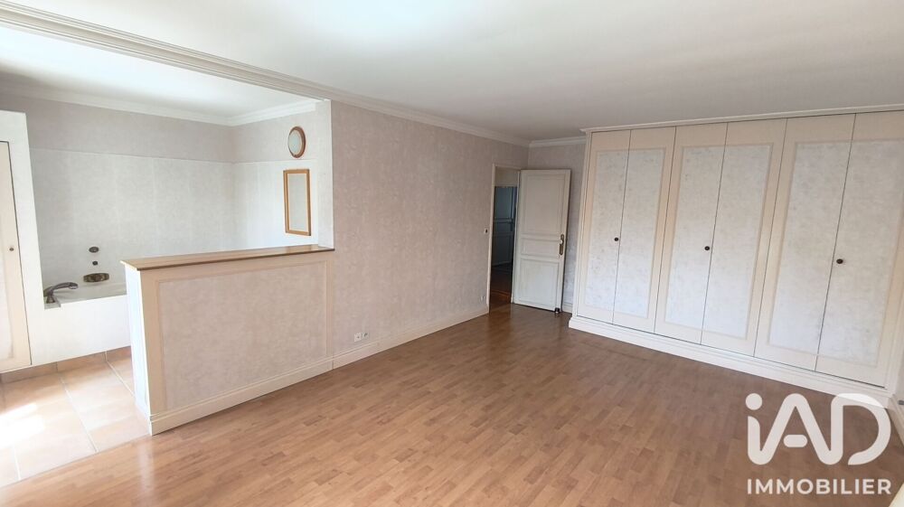 vente Maison - 8 pièce(s) - 200 m² Châteauroux (36000)
