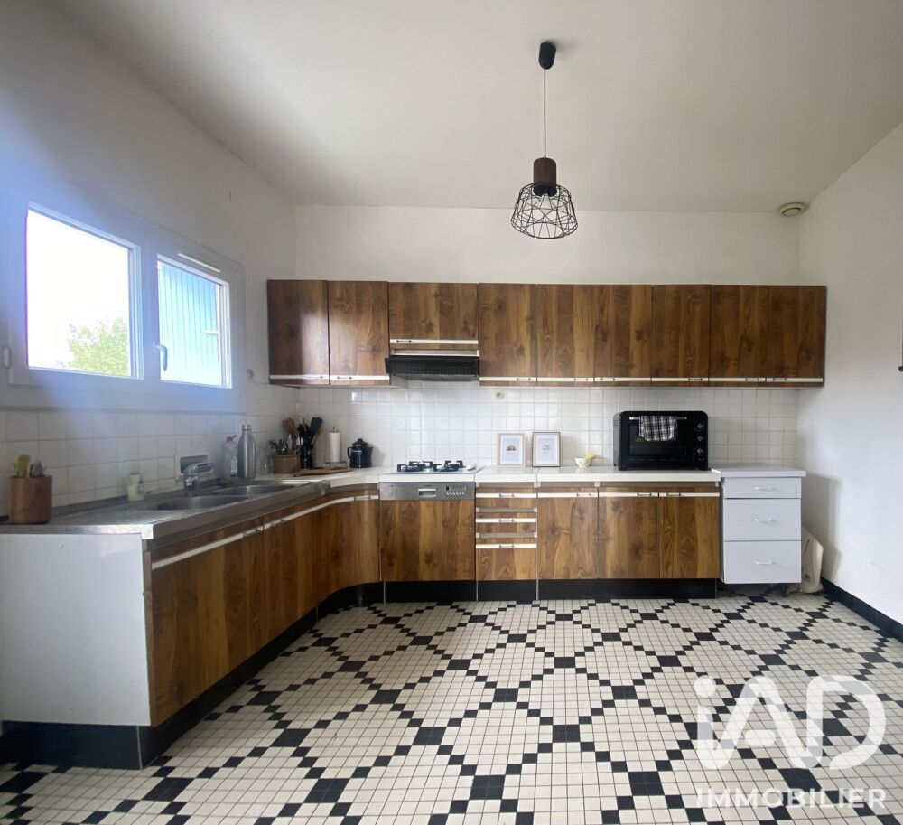 Vente Maison Vente Maison/villa 5 pièces Saint-porchaire