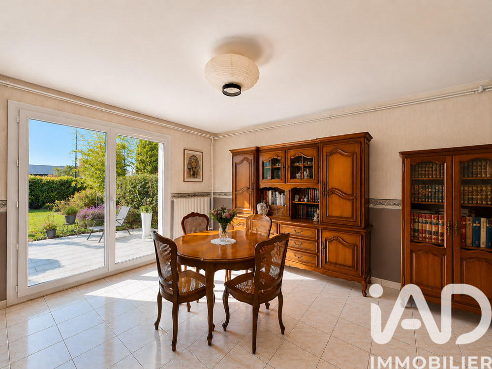 Maison 6 pièces 101 m² · à Le Coudray-Montceaux · 101 m² · 291 000 €