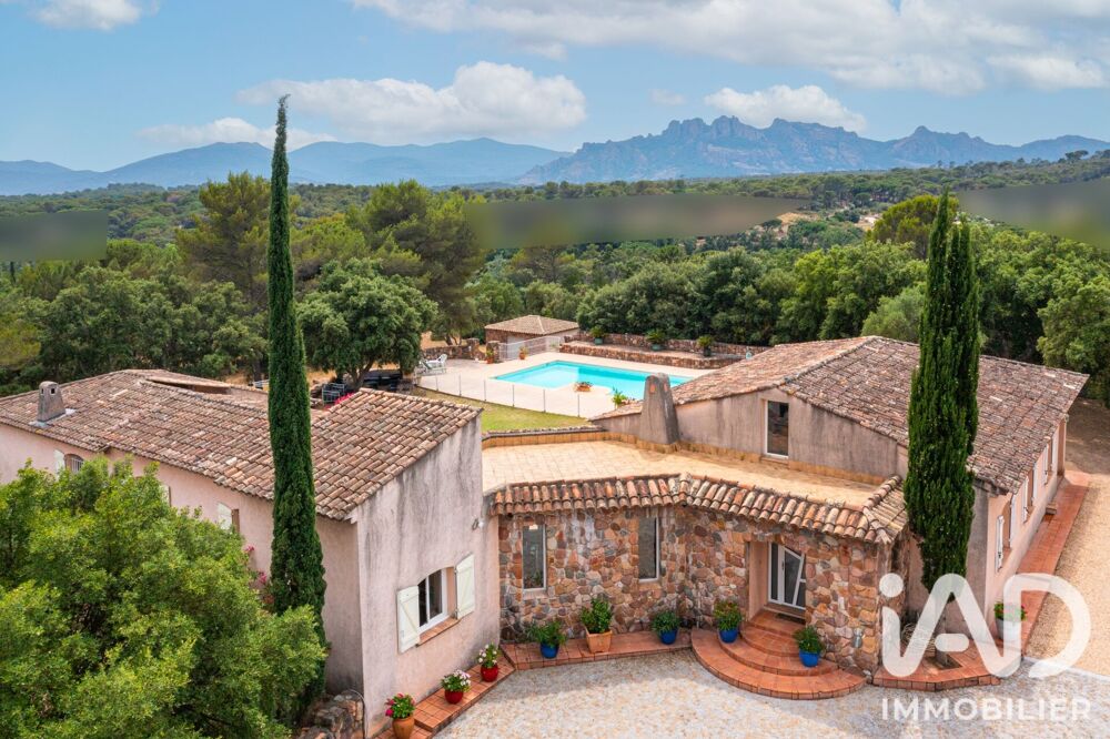 à vendre  Maison Roquebrune-sur-Argens (83520)