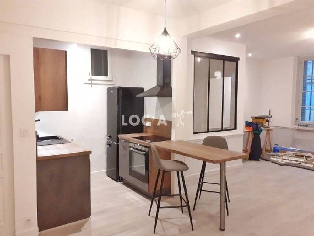 750€ CC/ Mois - Spacieux appartement F2 de 52.5 m² entiè....
