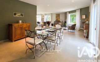  Maison à vendre 8 pièces 203 m²