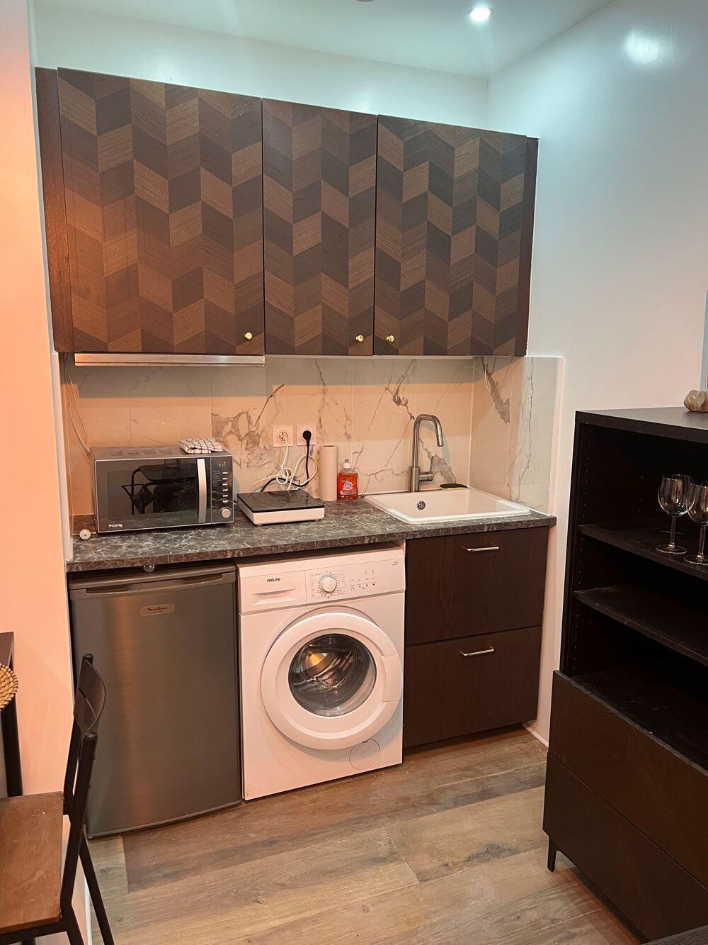 Studio refait a neuf 13,17 m2 Metro Gambetta