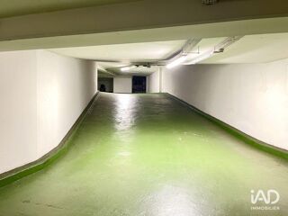  Parking / Garage � louer 10 m�