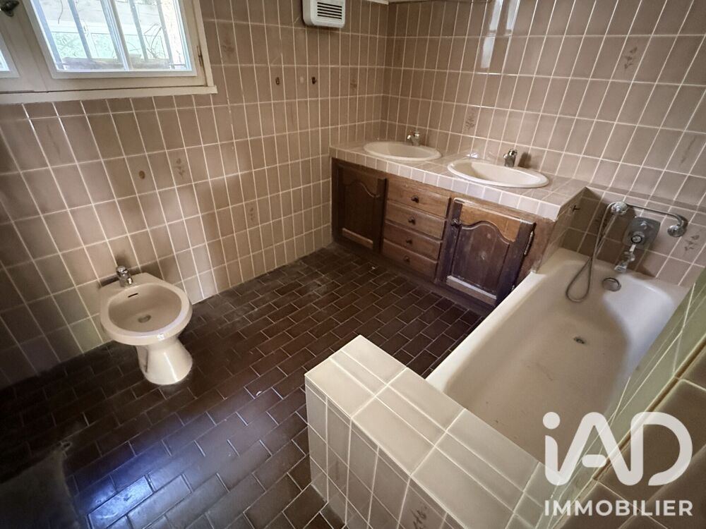 Vente Maison Vente Maison traditionnelle 10 pièces Le pradet