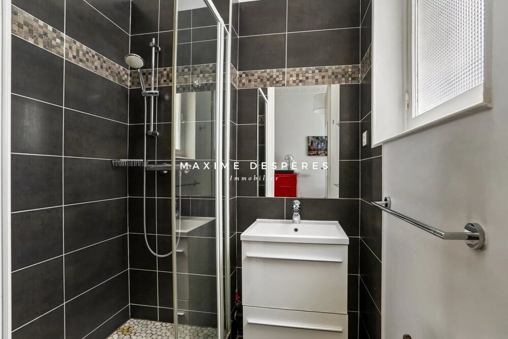 Vente Appartement Paris VII - Gros Caillou - Rez de jardin Paris 7