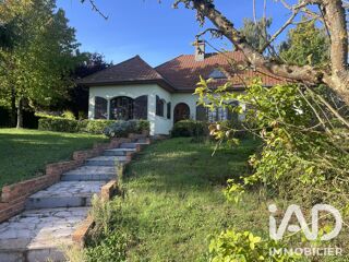  Maison à vendre 10 pièces 160 m²