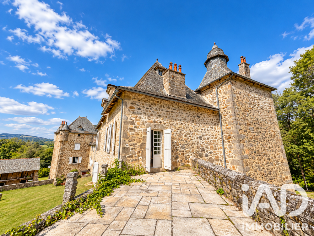 Vente Maison Vente Château 18 pièces Campouriez