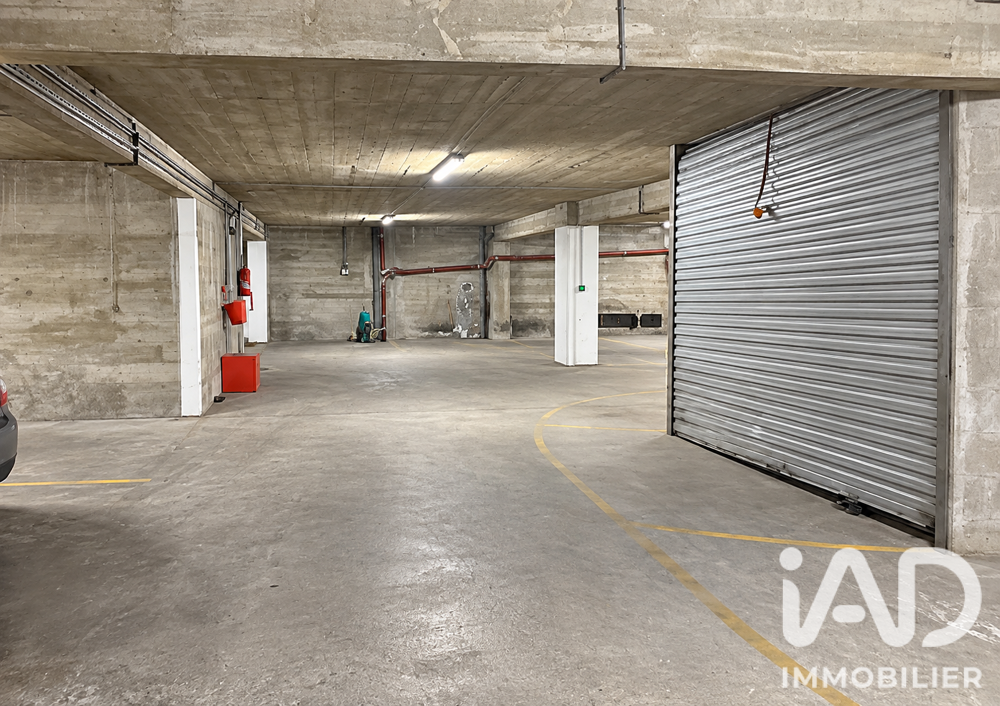 Vente Parking/Garage Vente Parking 12 m&sup2; Paris 15