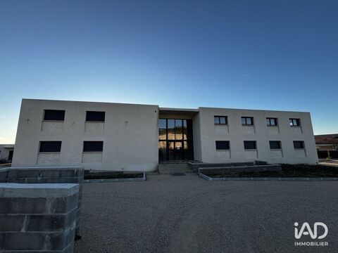 iad France - Ludovic Simon () vous propose : Local, n... 1848000 13920 Saint-mitre-les-remparts