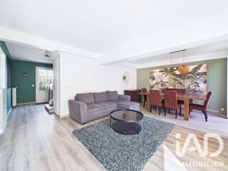  Maison à louer 9 pièces 174 m²