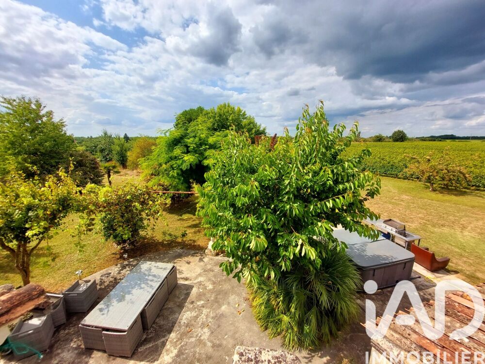 à vendre  Maison Bonneville-et-Saint-Avit-de-Fumadières (24230)