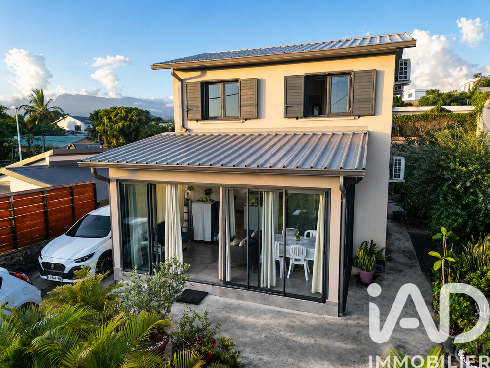 Maison 4 pièces 95 m² · à Saint-Pierre · 95 m² · 350 000 €