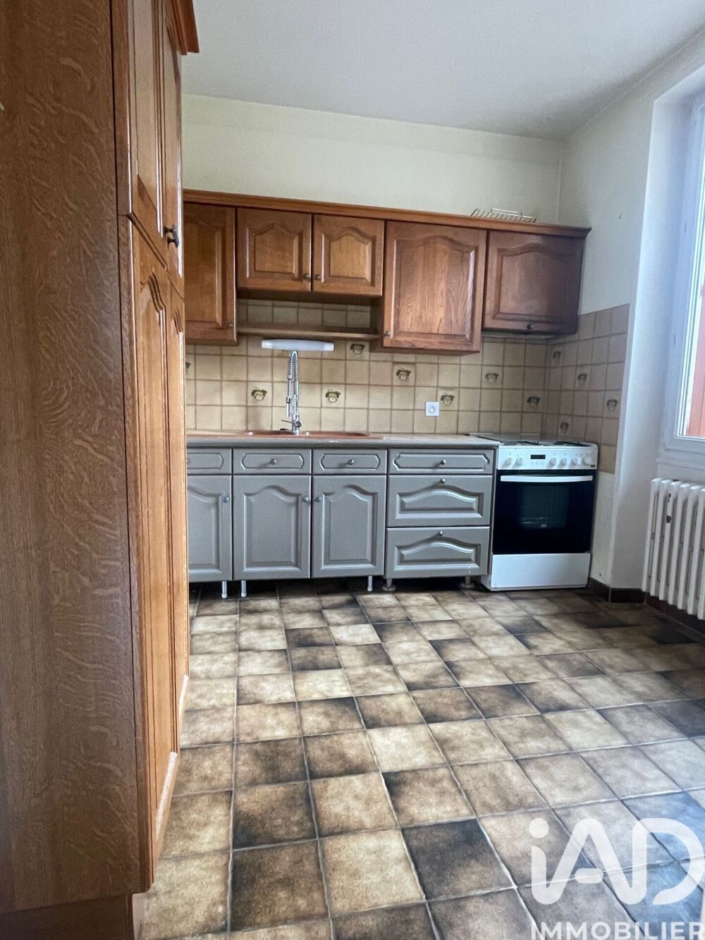 location Appartement - 6 pièce(s) - 145 m² Chaumont (52000)