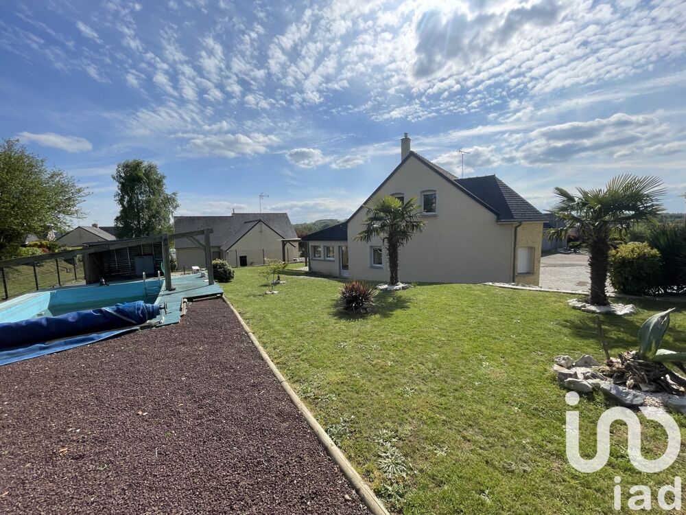 Maison 5 pièces 205 m² · à Fougerolles-du-Plessis · 205 m² · 179 990 €