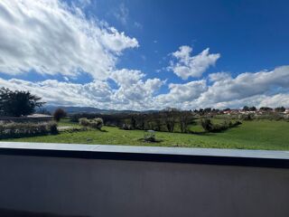  Appartement à louer 4 pièces 100 m²