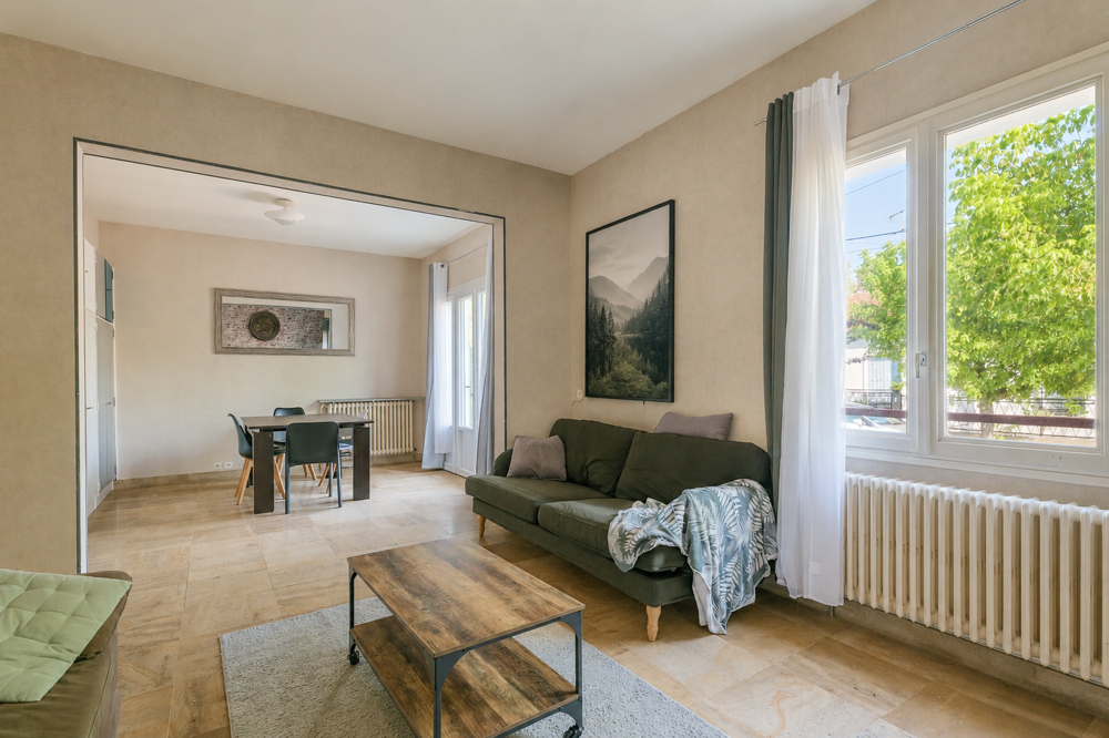 MORTCERF - MAISON 6 PIÈCES (4 CHAMBRES) AVEC JARDIN + DÉPEND