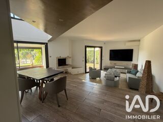  Maison à louer 5 pièces 176 m²