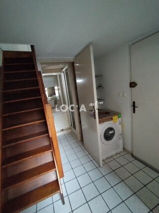  Appartement à louer 1 pièce 25 m²