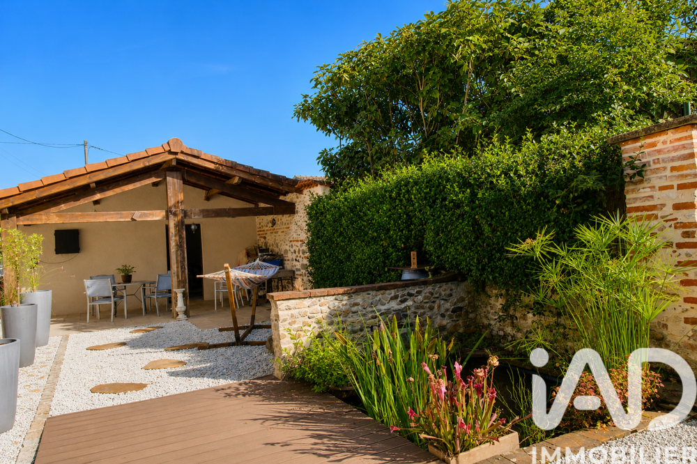 Maison 7 pièces 214 m² · à Lescure-d'Albigeois · 214 m² · 357 000 €