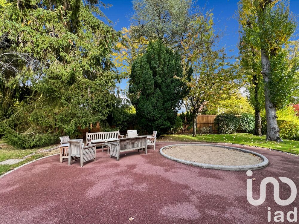 à vendre  Appartement La Celle-Saint-Cloud (78170)