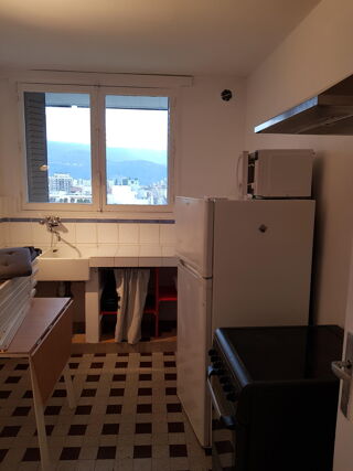  Appartement à louer 1 pièce 33 m²