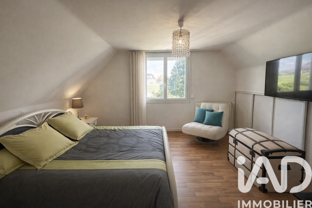Vente Maison Vente Maison traditionnelle 7 pièces Ogenne-camptort